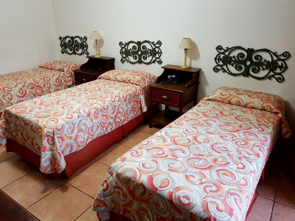 Casa Do Manequinho Hotel E Restaurante Piraí Eksteriør billede